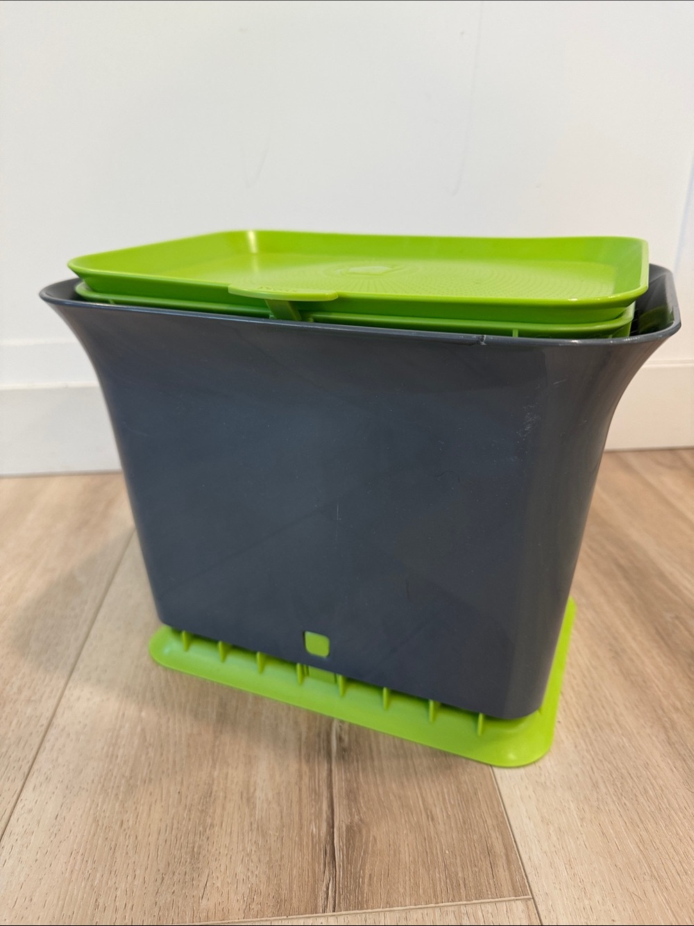 Full Circle - Fresh Air - Gray and Green Kitchen Compost Bin